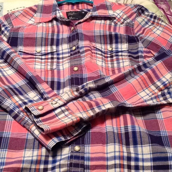 Blue/Pink button down plaid shirt - Picture 1 of 2